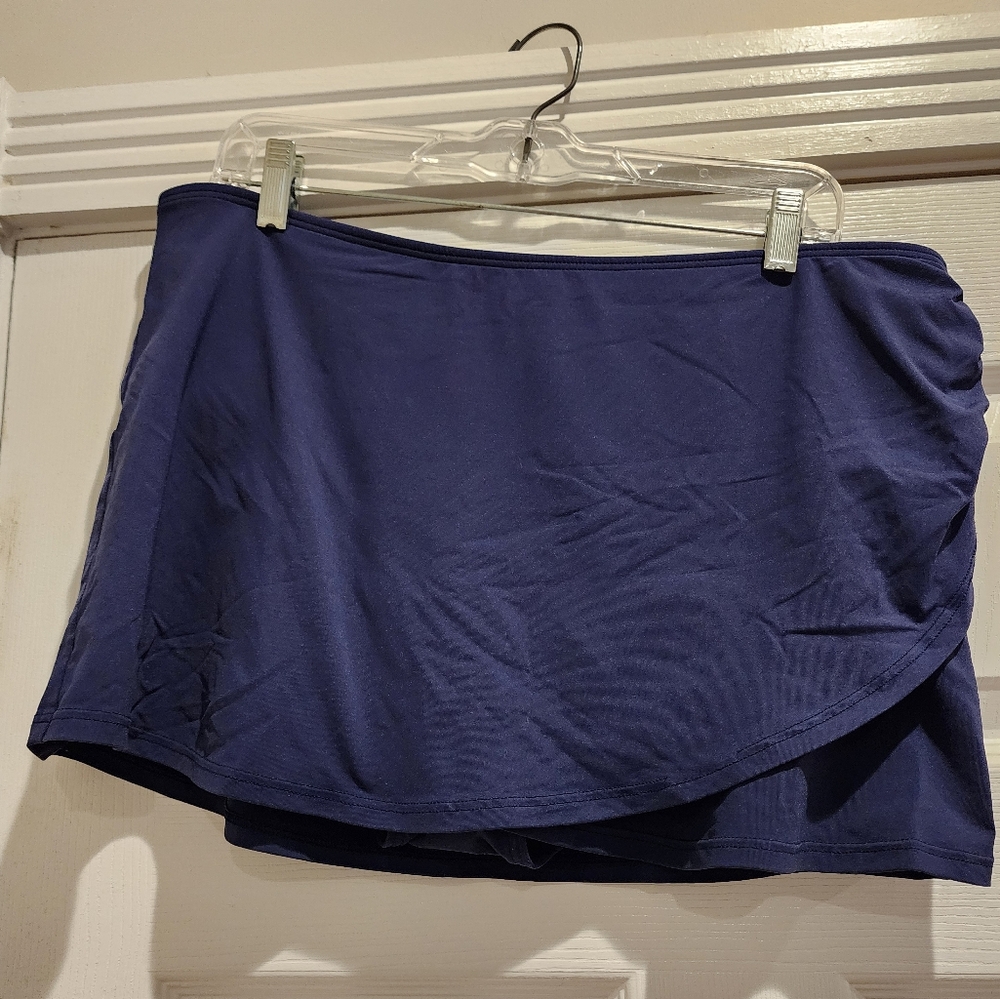 Lands End navy mini swim skirt size 14